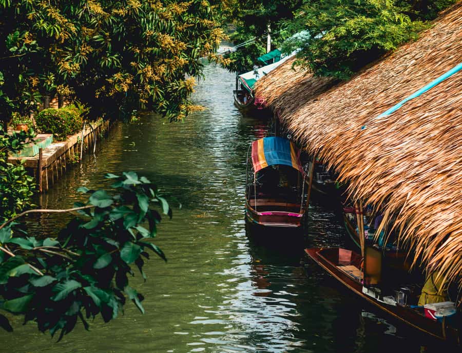 Bangkok: Private Floating & Railway Markets with Farm Visits - Is $290 good value for a private group?