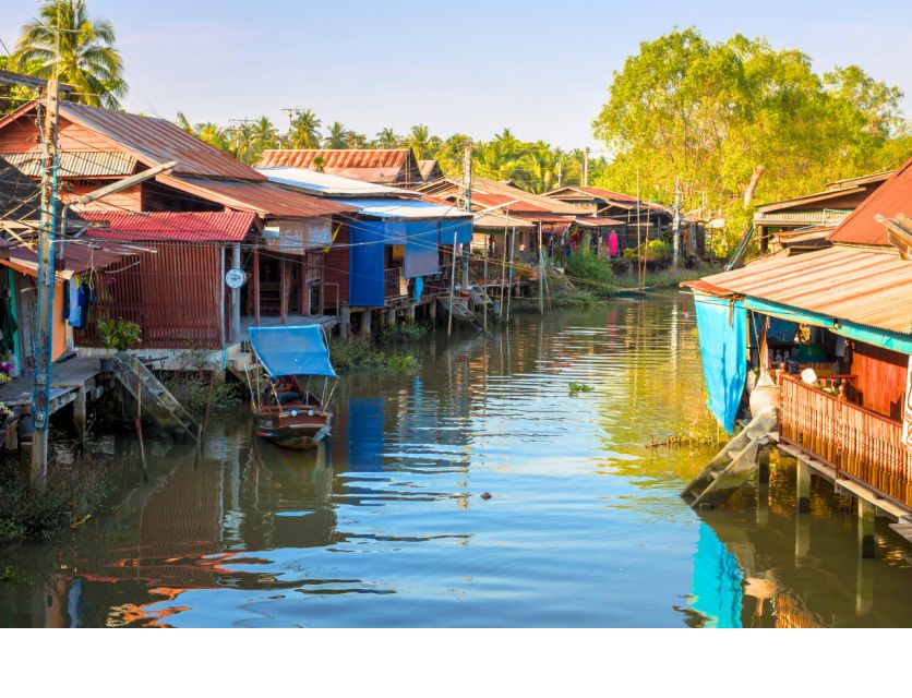 Bangkok: Private Floating & Railway Markets with Farm Visits - Coconut sugar shows the work behind the sweets