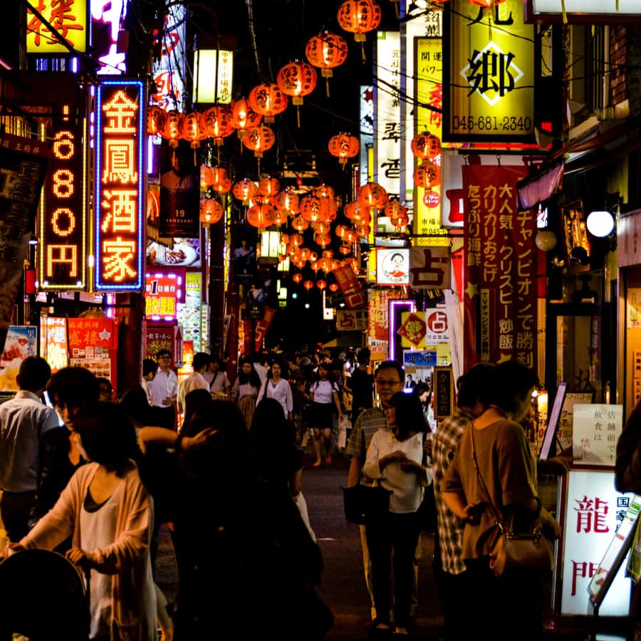 Bangkok: Private Old Quarter, Night Street Market, Temples - Talat Noi begins with Bangkok’s older side