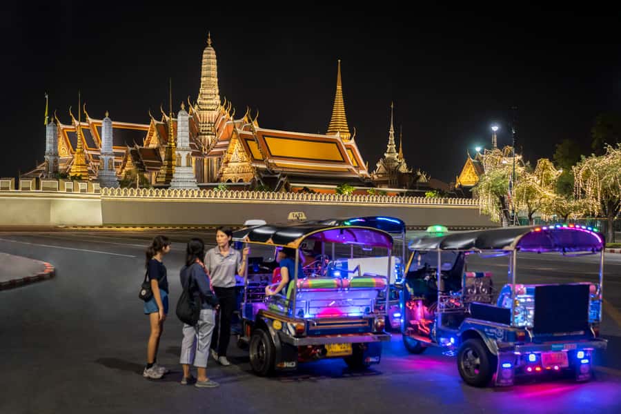 Bangkok Street Food and Night Lights by Tuk Tuk - Grand Palace lights and the Chao Phraya finish