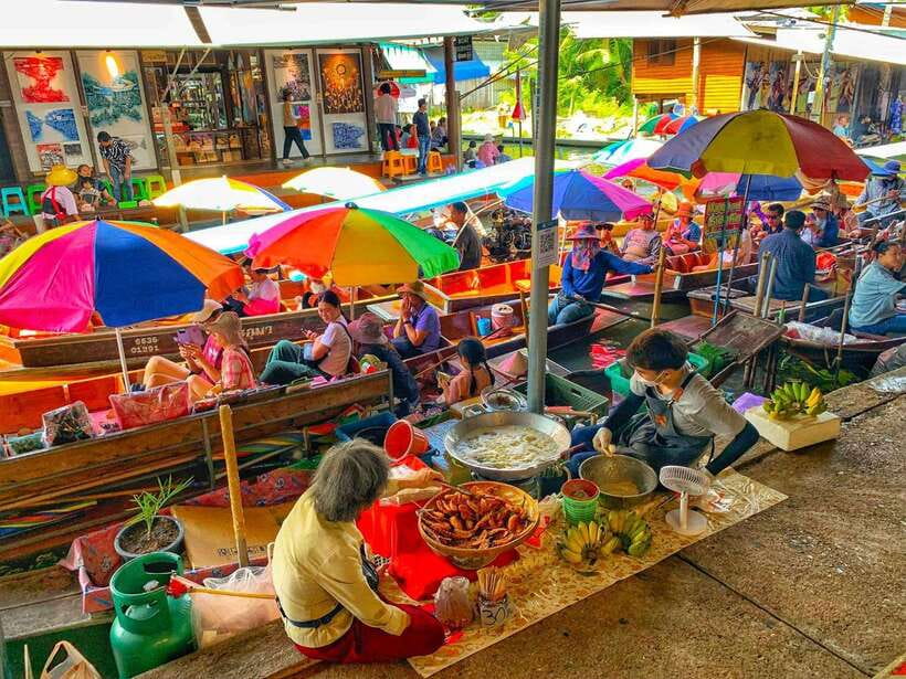 Bangkok: Train Market & Floating Market with Boat Ride - Comfort, clothing, and limitations