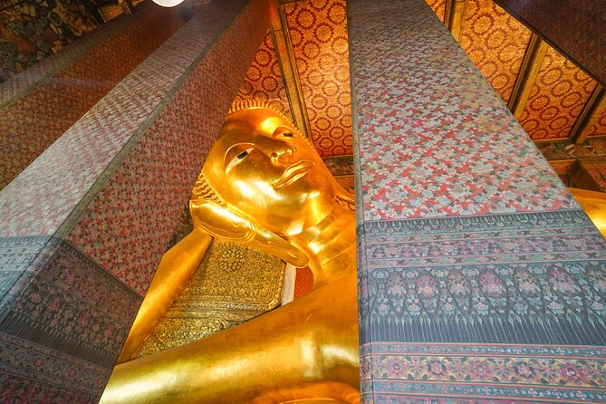 Bangkok Wat Pho and Flower Market Historical Walking Tour - Why this Bangkok morning works