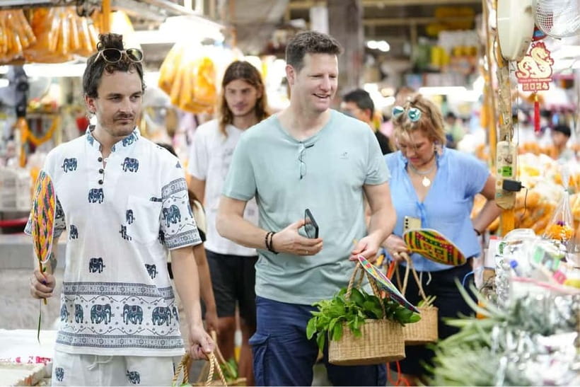 Bangkok: White Lotus Thai Cooking Class with Market Tour - Starting at Paak Klong Talad’s working markets