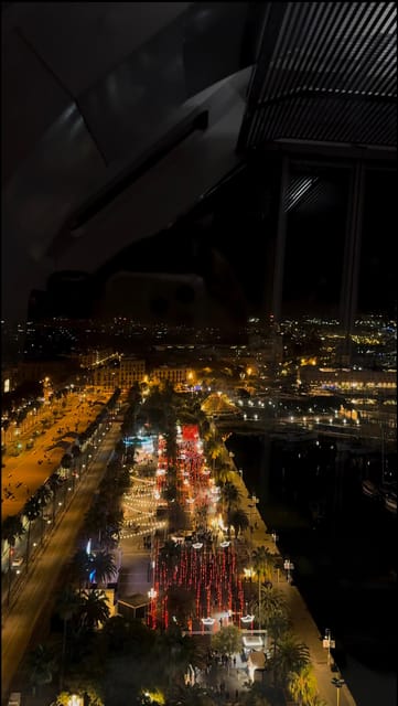 Barcelona: Christmas Lights and Markets Bike Tour - Passeig de Gràcia and the Modernist façades