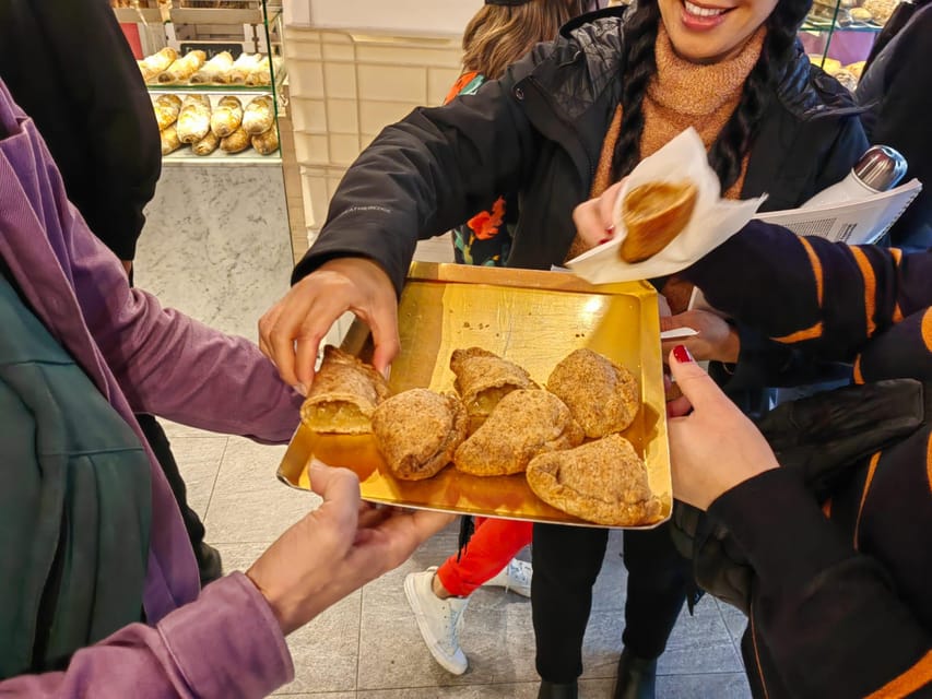 Barcelona: Local Market & Street Food Walking Tour - How much food will you actually get?