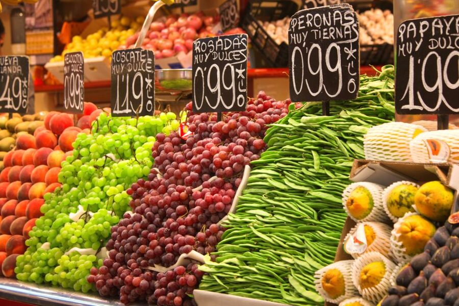 Barcelona: Market, Tasty Tapas/Food and Gothic History Tour - Jamón, Manchego, cava, and the final course