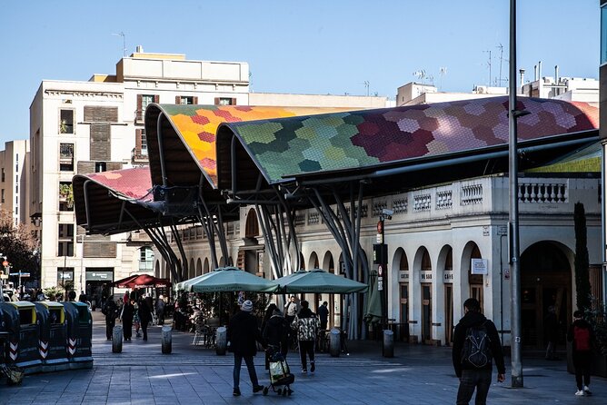 Barcelona Markets Tour - Santa Maria del Mar and stories of Mediterranean trade