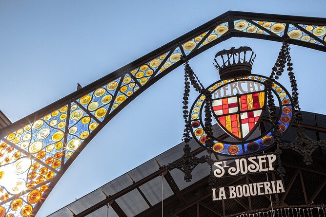 Barcelona Markets Tour - Caganer figures and a very Catalan tradition