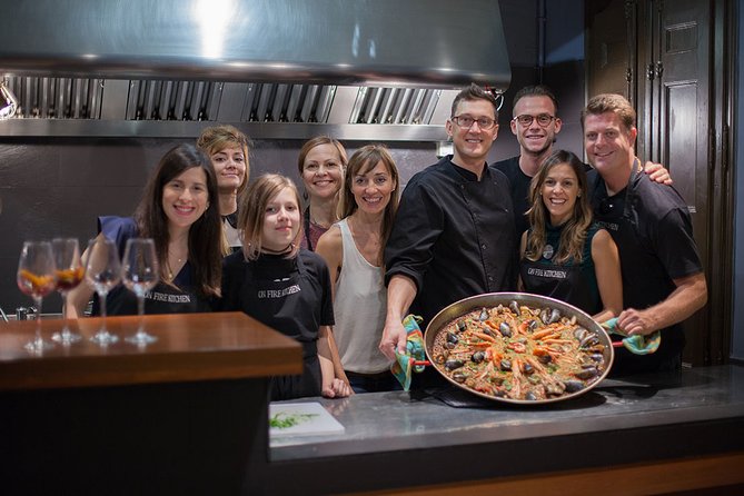 Barcelona : Paella Cooking Experience + Boqueria Market Exclusive Tour - What the guides add to the experience