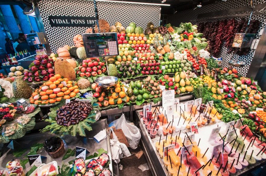 Barcelona: Paella Cooking Experience & Boqueria Market Tour - Sangria, tapas, and a generous meal