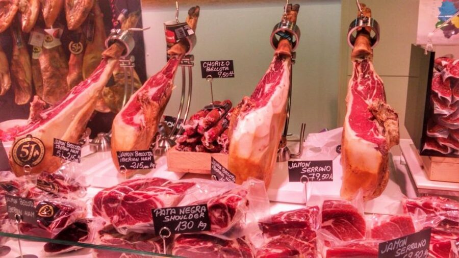 Barcelona: Street Food & Sightseeing Tour with Local Market - My verdict: book it early if food helps you find a city