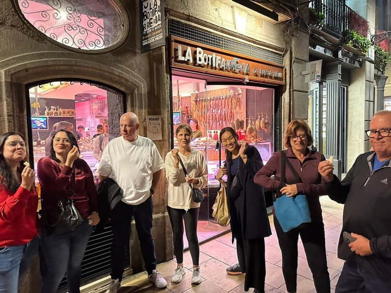Barcelona Street Food Tour: Boqueria Market & Barrio Gotico - Ending with Catalan pastries