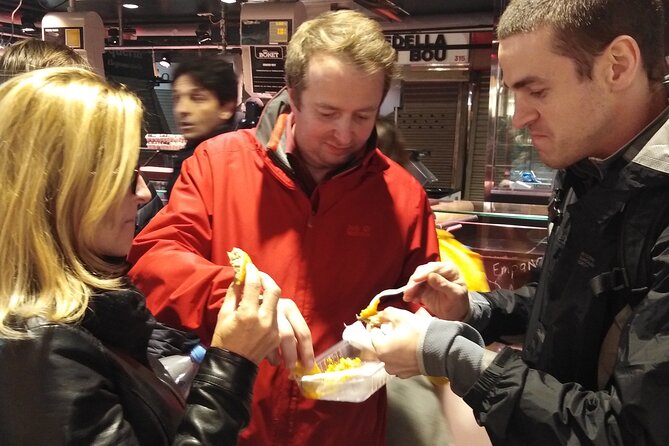 Barcelona Street Food Tour with Local Market & City Center Visit - Group size, meeting point, and timing tips