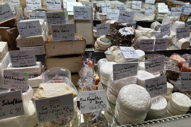 Basel: Farmer's Market, Cheese, Chocolate & Pastry Tour - Chocolate, from beans to Basel shop shelves