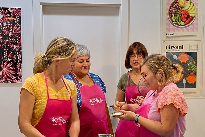 Basque Cooking Experience: Market Tour & Hands-On Class English - Timing, meeting point, and the pace of the morning