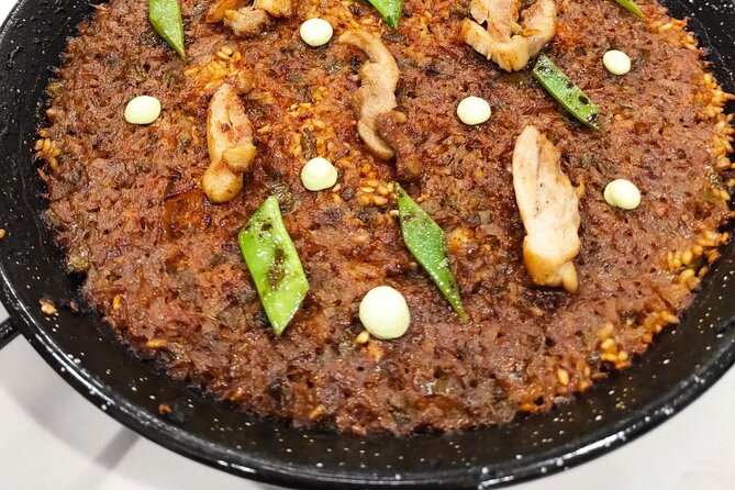 Basque Cuisine Class: Market Visit and Practical Class Castellano - Price, timing, and group size