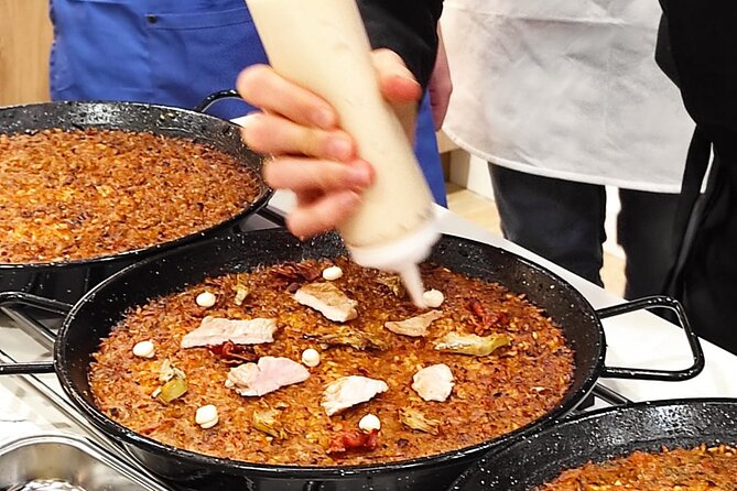 Basque Cuisine Class: Market Visit and Practical Class Castellano - Who will enjoy this most