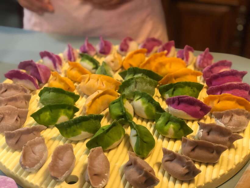Beijing Market Tour with 10-course Family Feast - Should you book the market and family feast?