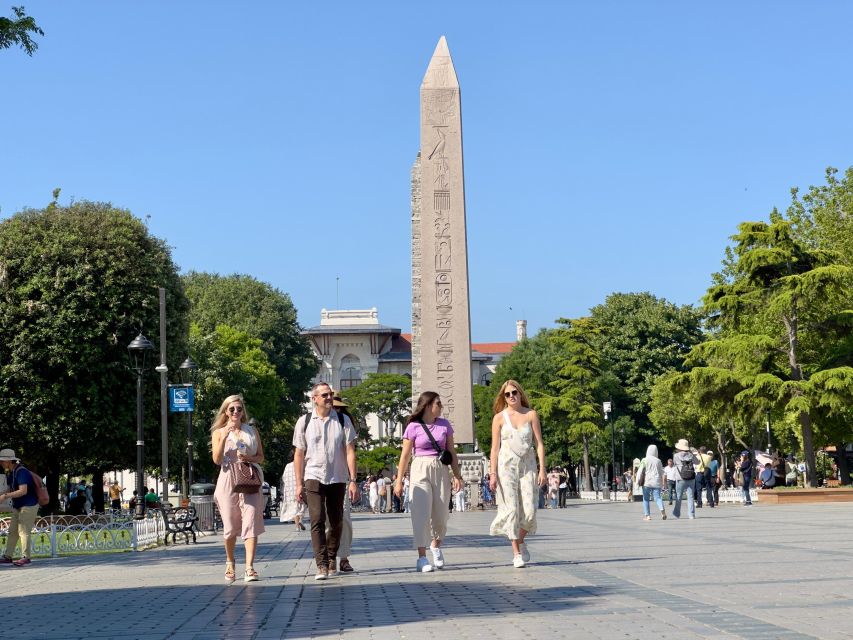 Blue Mosque, Basilica Cistern, Grand Bazaar Guided Tour - The Hippodrome’s columns and public past
