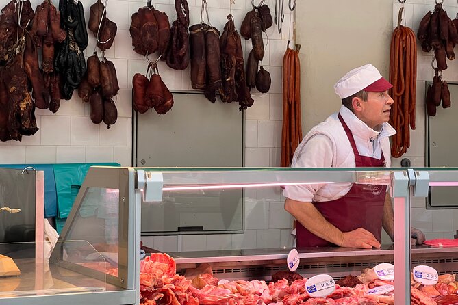 Bolhão Market Guided Food Tour - Who Should Book This Food Tour
