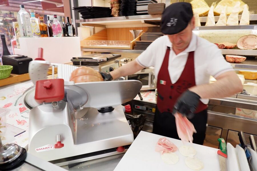 Bologna: Guided Food Markets Tour - Who will enjoy this tour most