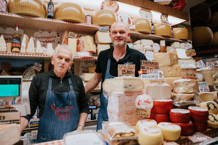 Bologna: Tastes and Traditions Food Tour with Market Visit - What the walking route feels like