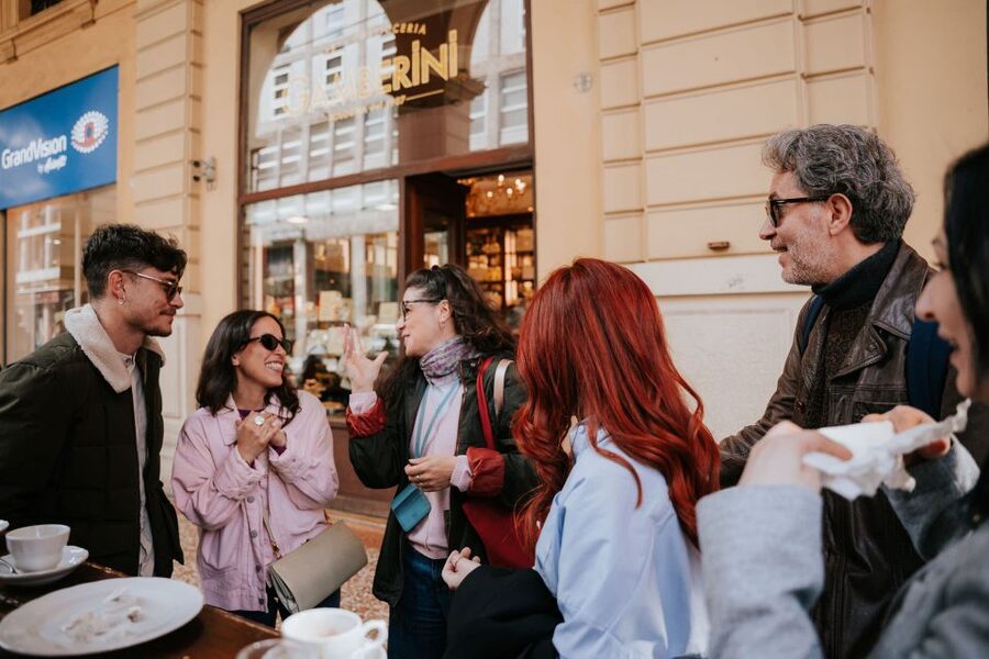 Bologna: Tastes and Traditions Food Tour with Market Visit - Who will get the most from it