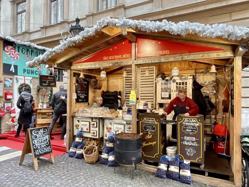 Budapest: Christmas Market Guided Walking Tour with Tastings - Who will enjoy this Christmas walk?
