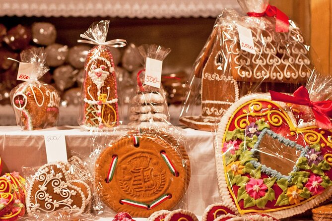 Budapest Christmas Market Tour with Basilica visit & Chimney cake - Why this tour works better than a market visit alone