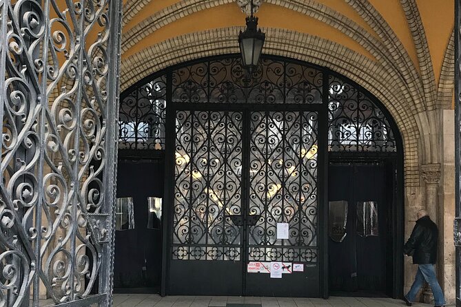 Budapest Market Tour & Home Cooking Class with local Chef & Guide - What the $114.02 price includes