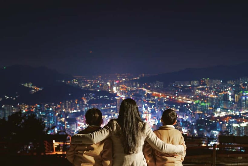 Busan Night Tour: Market, Skywalk & Optional SnapShot - Starting at Jagalchi Station and Gukje Market