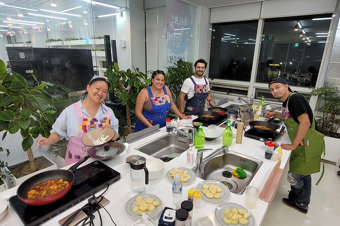 Busan Tailored Korean cooking class (Vegan OK)with market tour - Cooking from scratch with Suyang