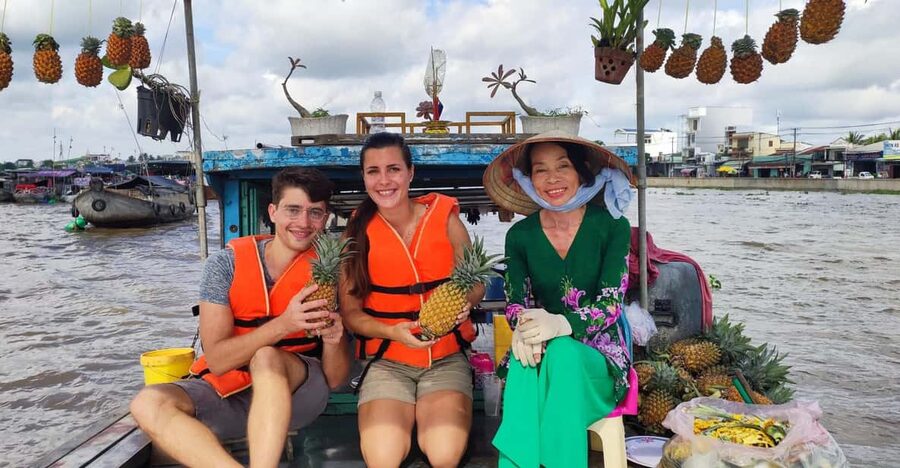 Cai Rang and Phong Dien Floating Market Explore Mekong Delta - Cai Rang and breakfast on the river