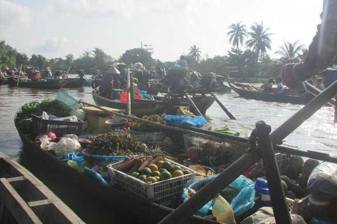 Cai Rang Floating Market Biking Cooking Class in Can Tho Rural - Cai Rang: the famous market at work