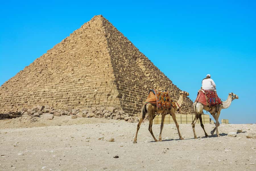 Cairo: 2-Day Pyramid, Museum, Bazaar Private Tour - Sailing the Nile in a one-hour felucca
