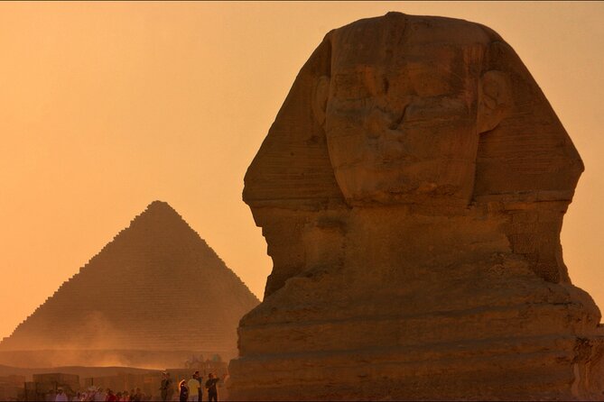 CAIRO COMBO 1: tour to Giza pyramids, Sphinx, Egyptian museum& Khalili market - What the $115 price really covers