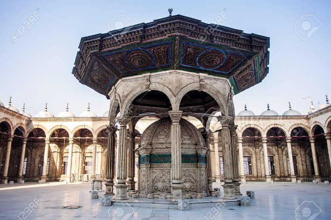 Cairo Day Tour Egyptian Museum, Citadel, and Khan al-Khalil Bazaar with Lunch - Khan al-Khalili and the art of browsing