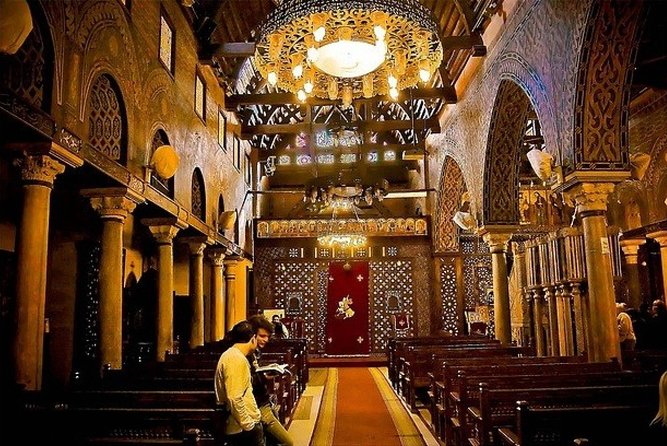 Cairo Day Tour Egyptian Museum, Citadel, and Khan al-Khalil Bazaar with Lunch - Private transport and the pickup area