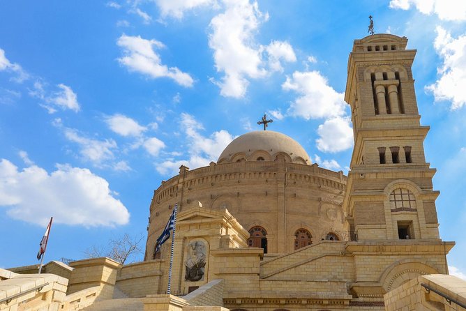Cairo Day Tour Egyptian Museum, Citadel, and Khan al-Khalil Bazaar with Lunch - How the guide affects the experience
