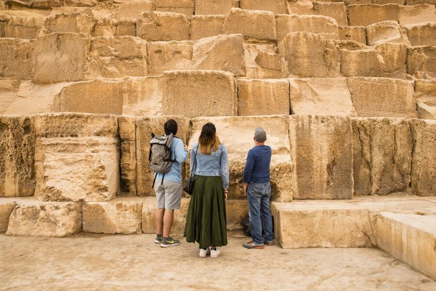 Cairo: Egyptian Museum, Pyramids & Bazaar Tour - Egyptian Museum: the day’s richest indoor stop
