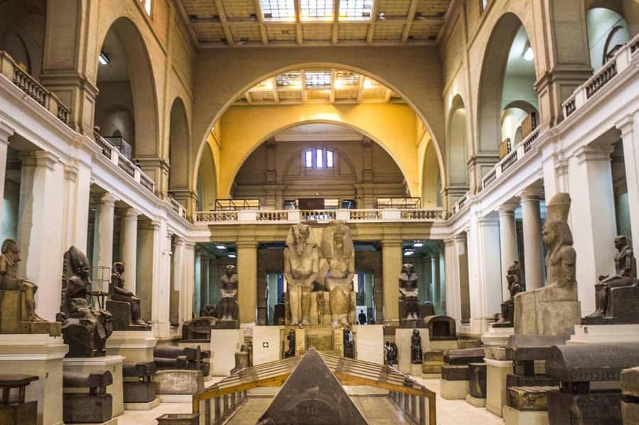 Cairo/Giza: Saladin Citadel, Egyptian Museum, & Bazaar Tour - Egyptian Museum and the treasures of Tutankhamun