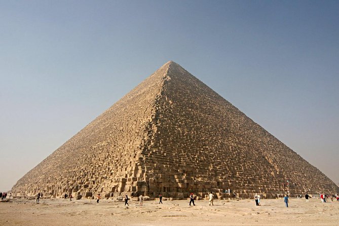 Cairo Layover Tour to Giza Pyramids Egyptian Museum and Khan Khalili Bazaar - The Egyptian Museum and central Cairo