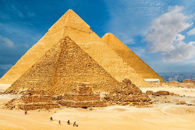 Cairo Layover Tour to Giza Pyramids Egyptian Museum and Khan Khalili Bazaar - What the $8 price really covers