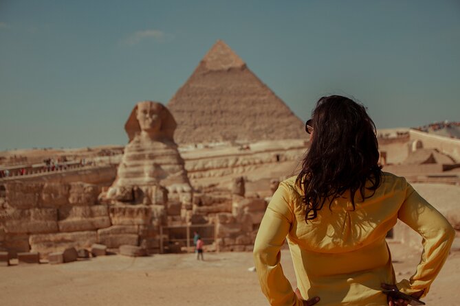 Cairo Layover Tours to Giza Pyramids Egyptian Museum & Bazaar - Two hours with Egypt’s ancient collections