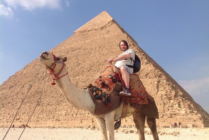 Cairo Layover Tours To Giza Pyramids Egyptian Museum Bazaar Sound And Light Show - Two hours in Khan el Khalili Bazaar