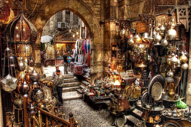 Cairo Layover Trips to Giza Pyramids Islamic Cairo & Khan Khalili Bazaar - The Great Pyramid and the wide Giza Plateau