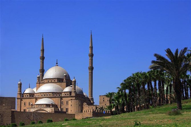 Cairo Luxury Tours to Egyptian Museum,Coptic Cairo & Bazaar - Coptic Cairo: churches beside the old fortress