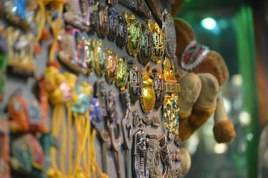 Cairo: Private Half-Day Local Market and Souq Tour - What bargaining help is really worth