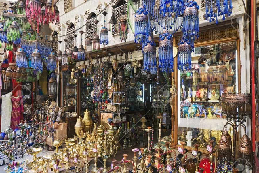 Cairo: Private Pyramids, Museum & Bazaar Tour with Lunch - The Sphinx and Valley Temple