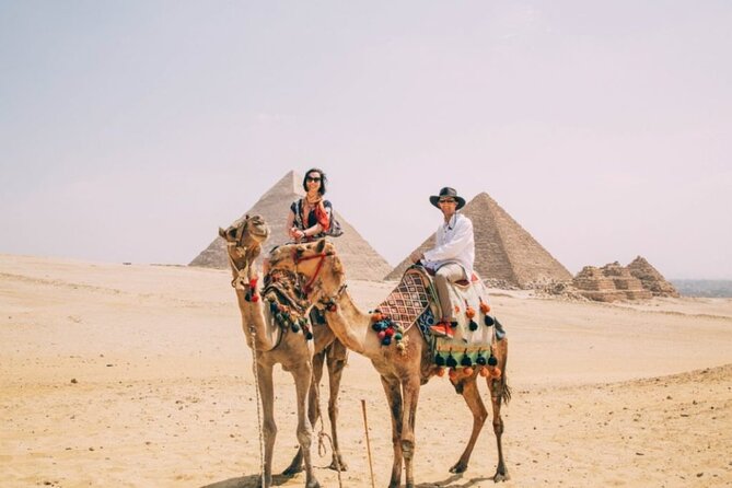 Cairo Private Tours To Giza Pyramids,Egyptian Museum & Bazaar - The Great Sphinx and the Giza viewpoint